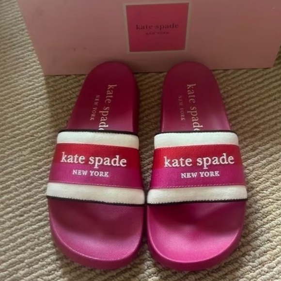 kate spade Shoes - Buttercup Canvas 8 B Brand New Never Worn comes with Box. In excellent to Good.